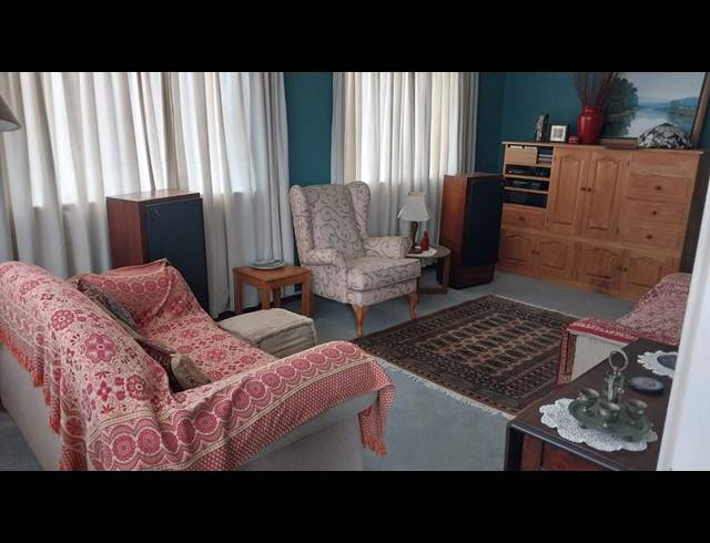2.5 BEDROOM APARTMENT FOR SALE IN MORNINGSIDE